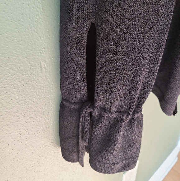 St. John Essentials Ruffle Tie Front Cardigan, Size 12 - Picture 4 of 5